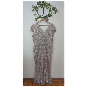 Alex evenings womens 14 plus size Gold lace/sequins Evening MOB formal dress